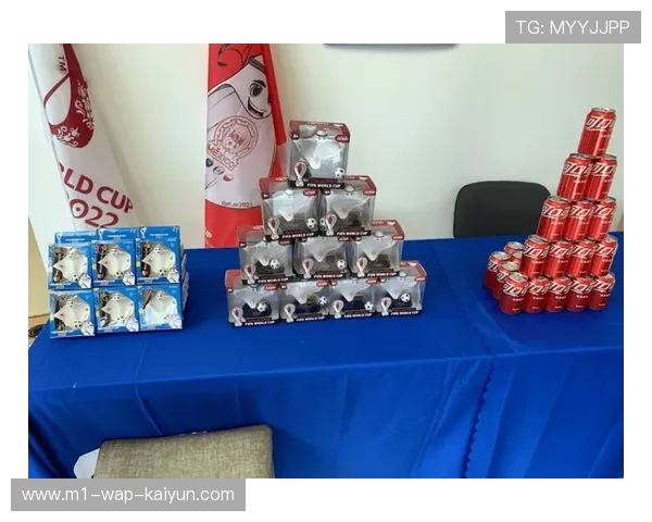 由中心化品牌设计向分布式共创演进 激发了球迷社区的参与热情