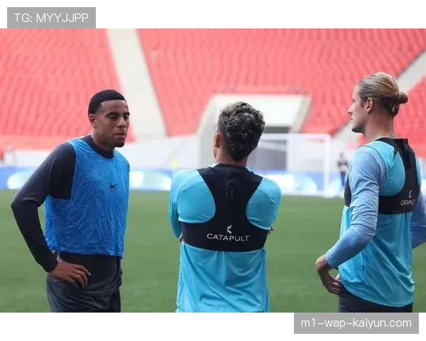 河南队古斯塔沃终结能力不足 前海港射手三轮仅入一球效率偏低